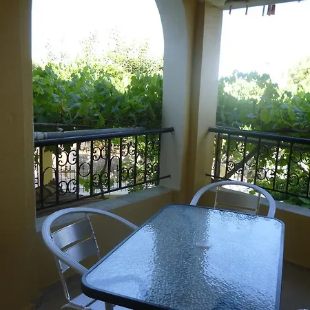 Giannis Apartment Agios Georgios Pagon Exterior photo