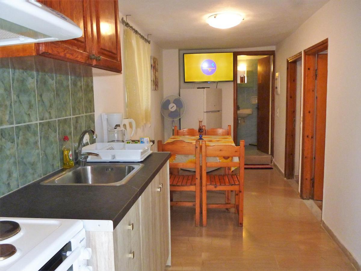 Apartment Giannis *